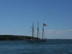 A sailboat flying the American flag. Could POTUS be on board?